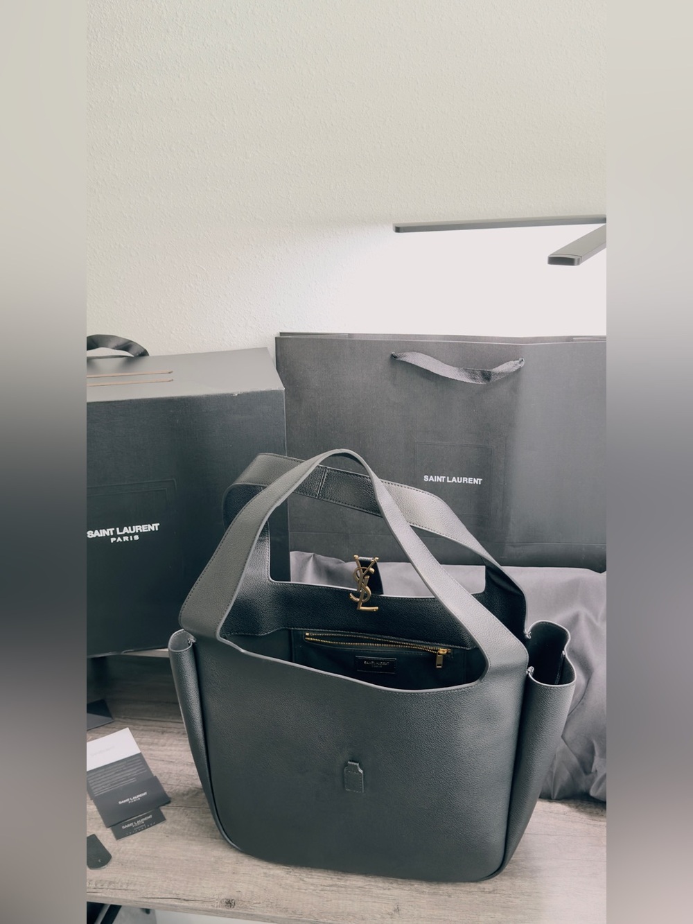 High Quality luxury Black Leather Tote handbag with Gold Hardware